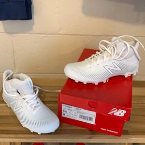 New Balance Freeze 2 White Kids size 5.5